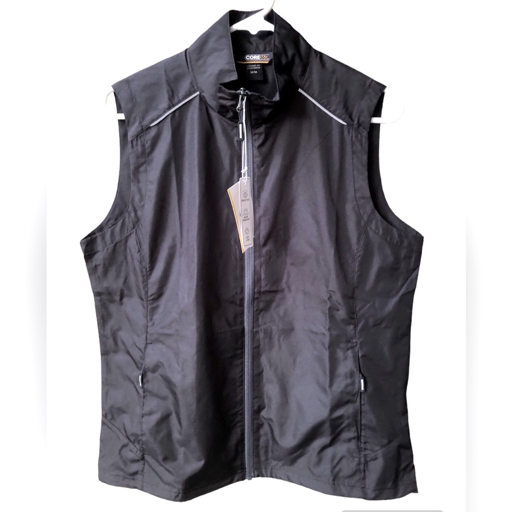 NWT Women’s Core 365 Windbreaker Vest